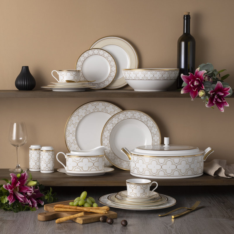 Noritake Trefolio Gold 12-Piece Dinnerware Set, Service For 4